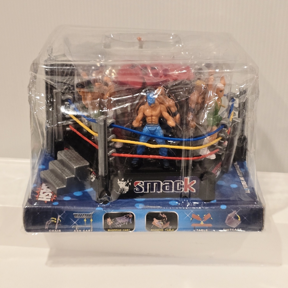 Micro Wrestler Ring and Figures New